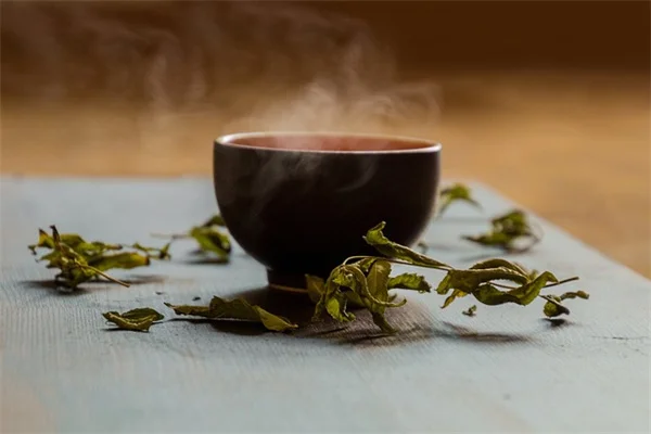 GLP-1 Microdosing for Weight Loss: What Science Says About This Risky Trend